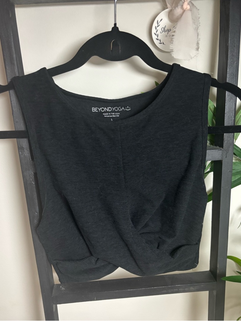 Beyond Yoga - Featherweight Center Stage Cropped Tank - Picture 2 of 3